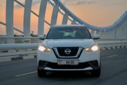 NISSAN KICKS full